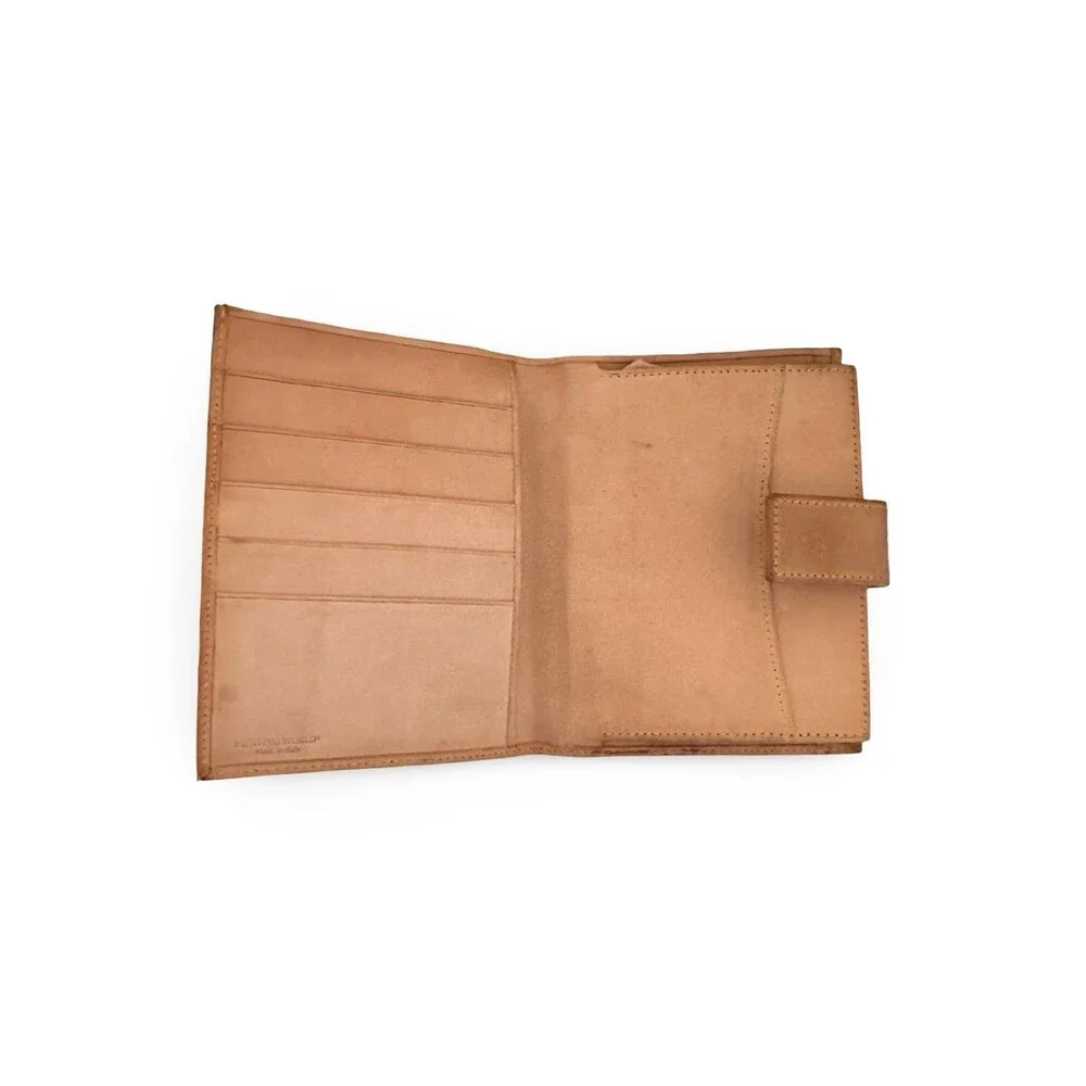HUNTING WORLD Wallet Purse Tan/ Black Woman Authentic